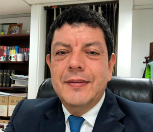 Luis Florez Secretario General